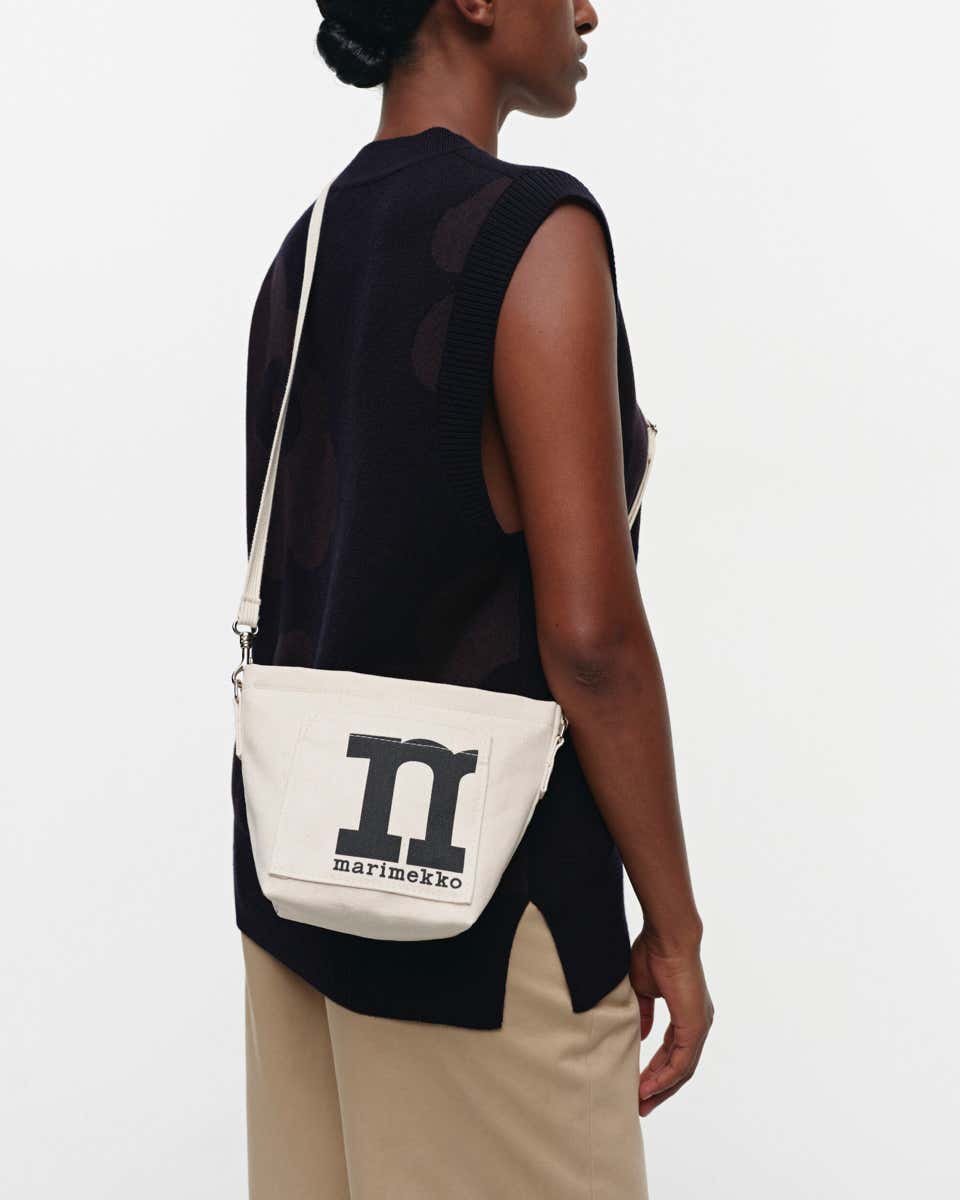Mono Mini Crossbody Solid Shoulder Bag – 16 x 22 x 10 cm – organic cotton