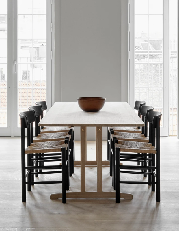 Fredericia extendable dining tables