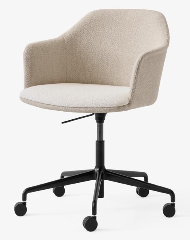 Rely office chair (adjustable height) Hee Welling – &Tradition