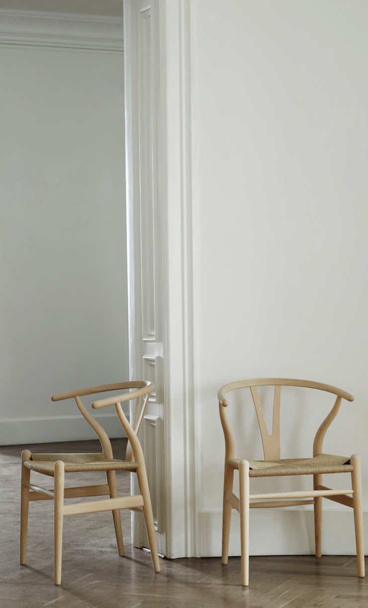 Wishbone Chair CH24 â€“ Natural Wood Hans Wegner, 1950 â€“ Carl Hansen & SÃ¸n