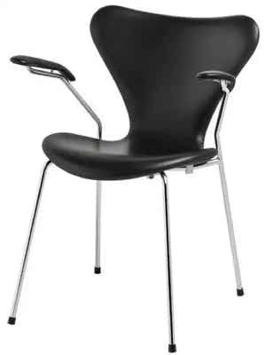 Upholstered Series 7 Chair Arne Jacobsen, 1955 â€“ Fritz Hansen