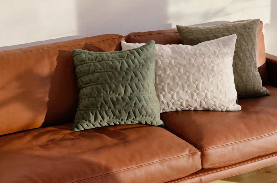 Arne Jacobsen Cushions  Fritz Hansen