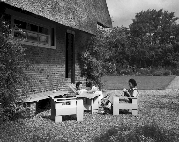 Mobilier de jardin Crate Gerrit Rietveld, 1934 – Hay