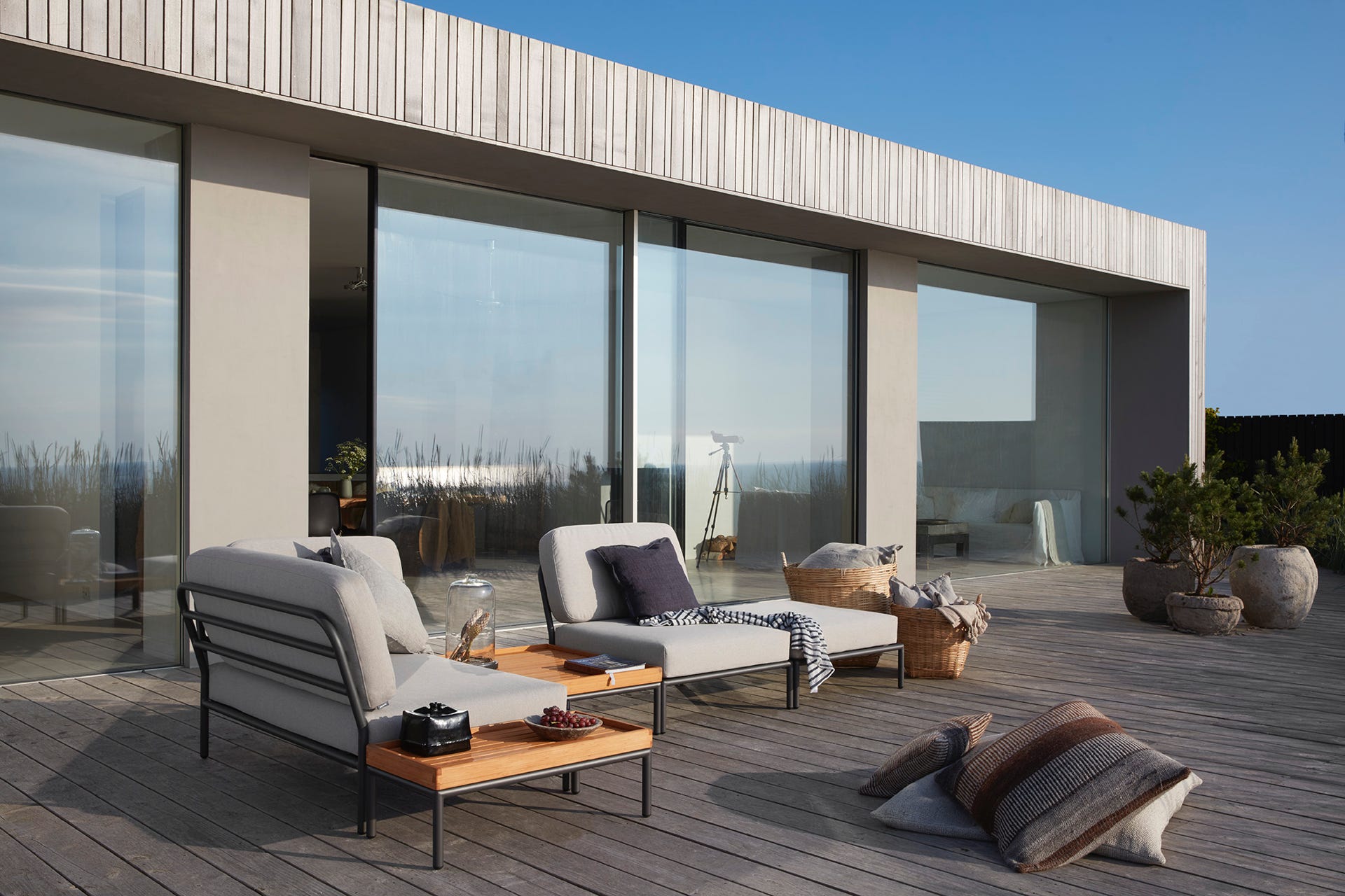 Level outdoor modula sofa  design Henrik Pedersen