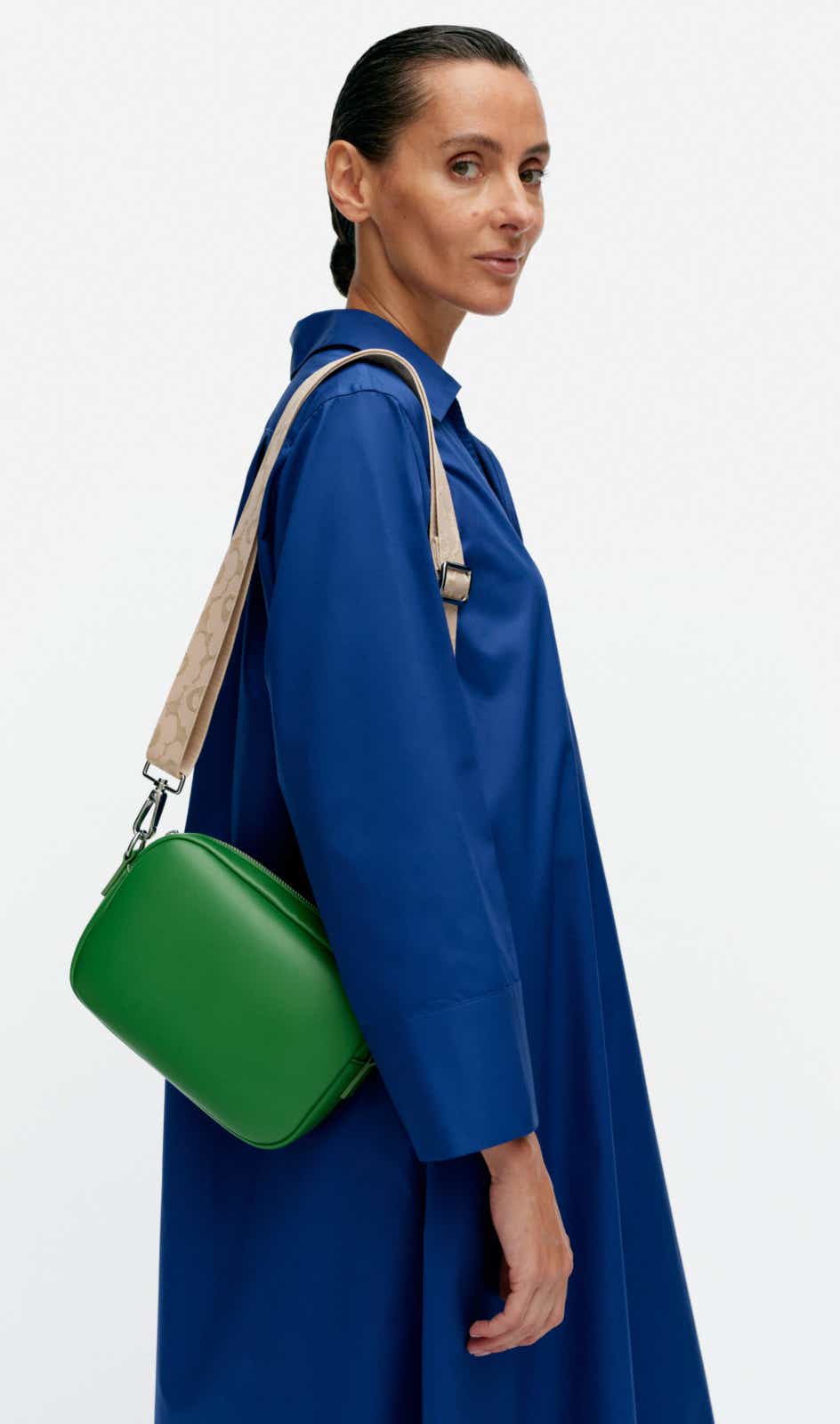 Soft Gratha shoulder bag – 15 x 22 x 5 cm – soft full grain leather