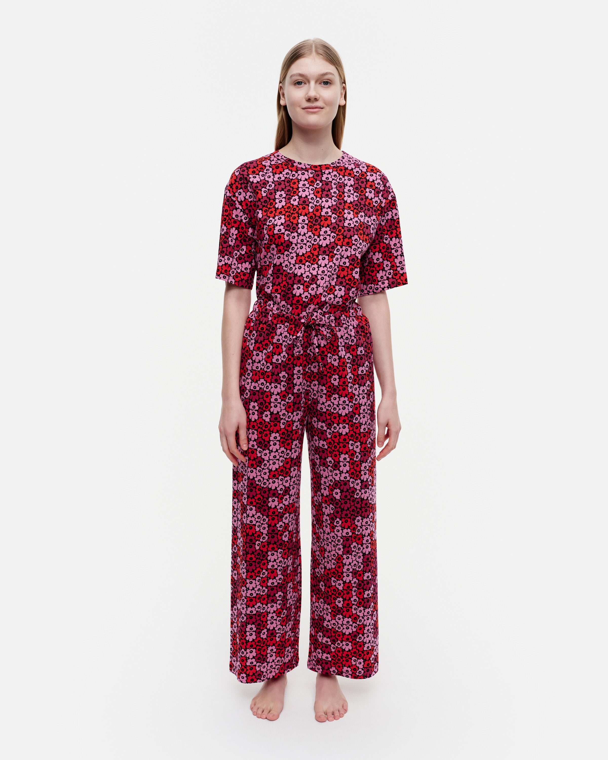 Marimekko Fashion 🇫🇮 Kioski Pikkuinen Unikko Pyjamas – Fall Winter 2023