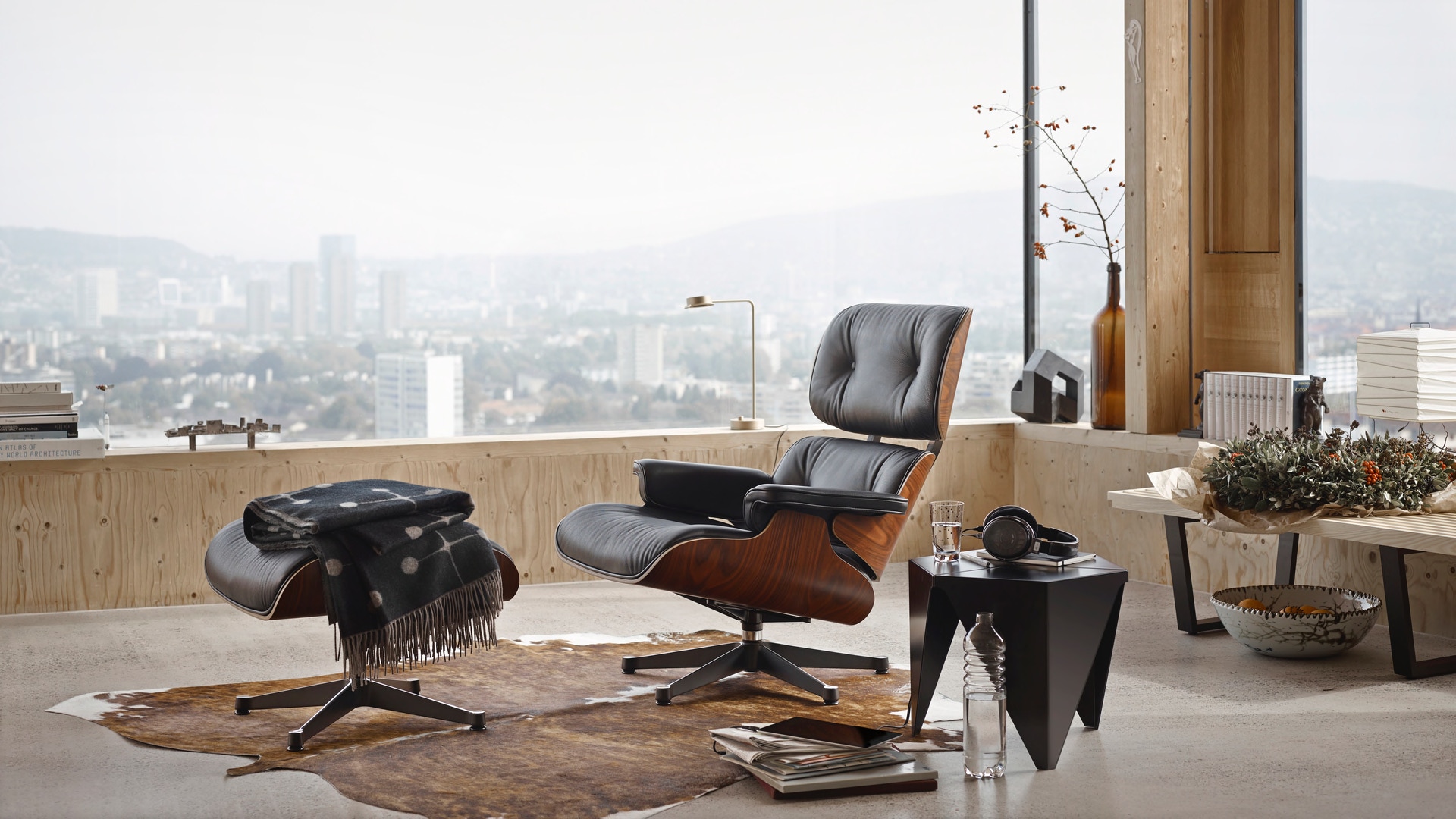 Eames Lounge Chair Charles & Ray Eames, 1956
