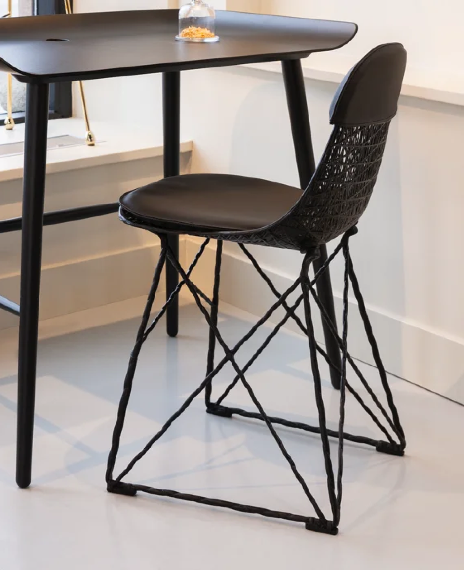 Les Chaises design inclassables : la chaise Carbon, de Moooi.